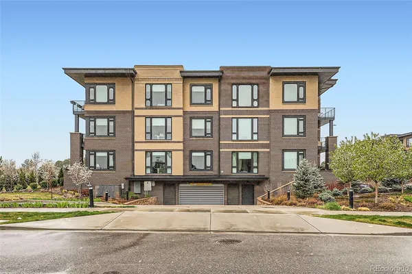 $535,000 | 6618 East Lowry Boulevard, Unit 307, Denver, CO 80230