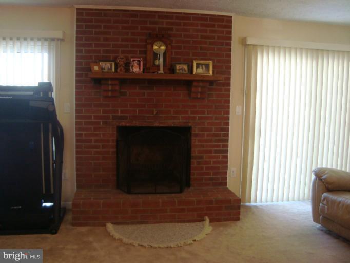 7901 Poplar Grove Road Severn, MD 21144 - Photo 16 of 30 Family Room
