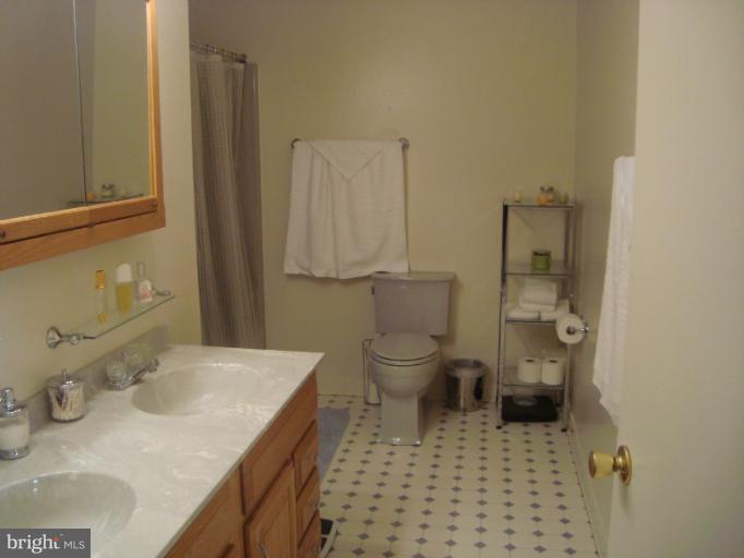 7901 Poplar Grove Road Severn, MD 21144 - Photo 27 of 30 Bath