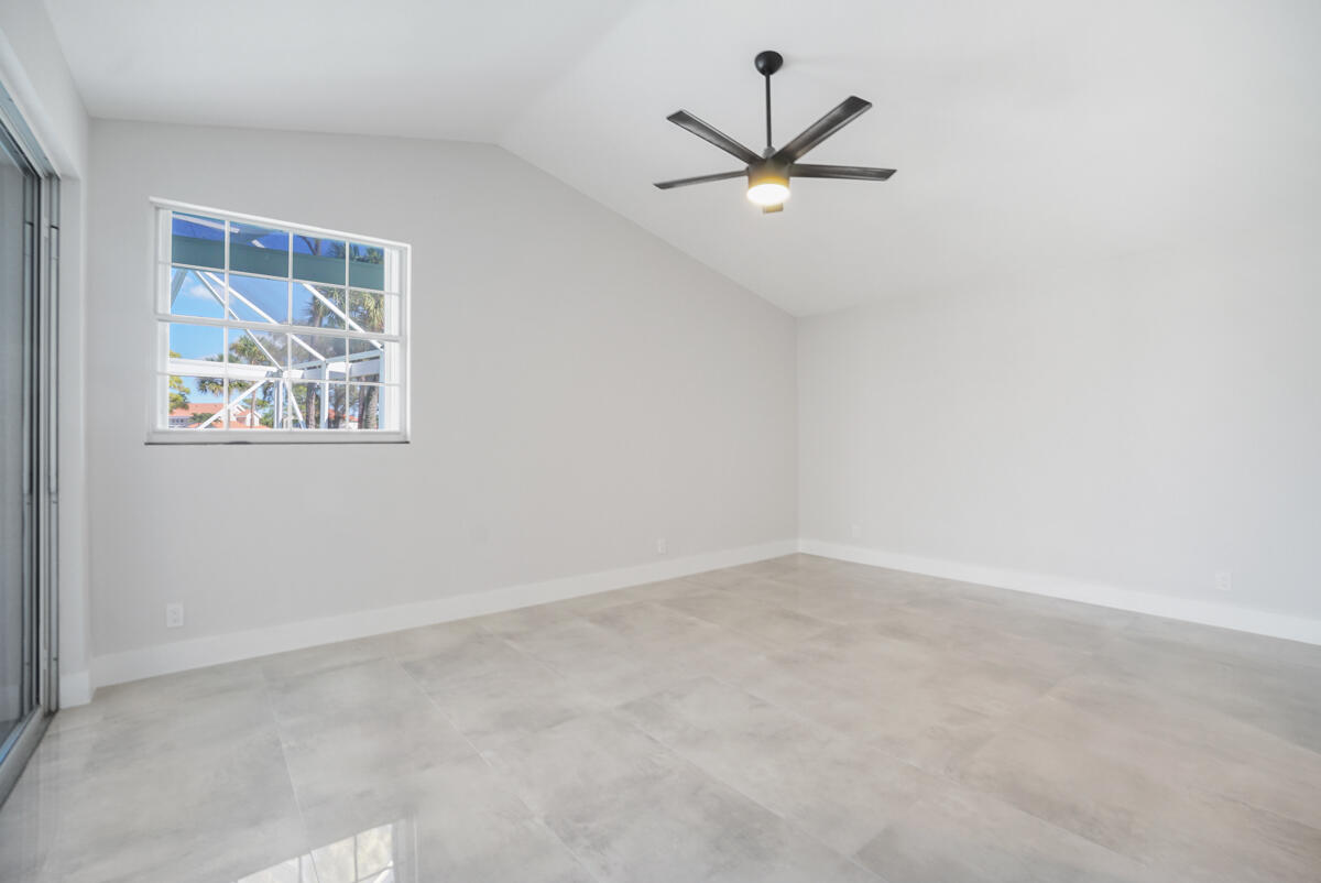 149 Eagleton Court Palm Beach Gardens, FL 33418 - Photo 19 of 49 Primary Bedroom