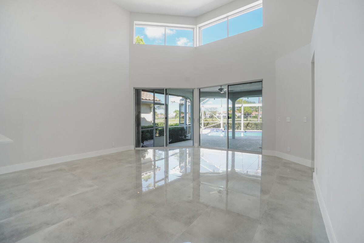 149 Eagleton Court Palm Beach Gardens, FL 33418 - Photo 7 of 49 Living Room