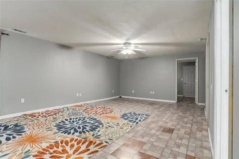 $314,900 | 22615 West 76th Terrace, Shawnee, KS 66227