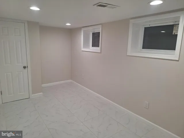 $400,000 | 1125 12th Street Northwest, Unit B1, Washington, DC 20005