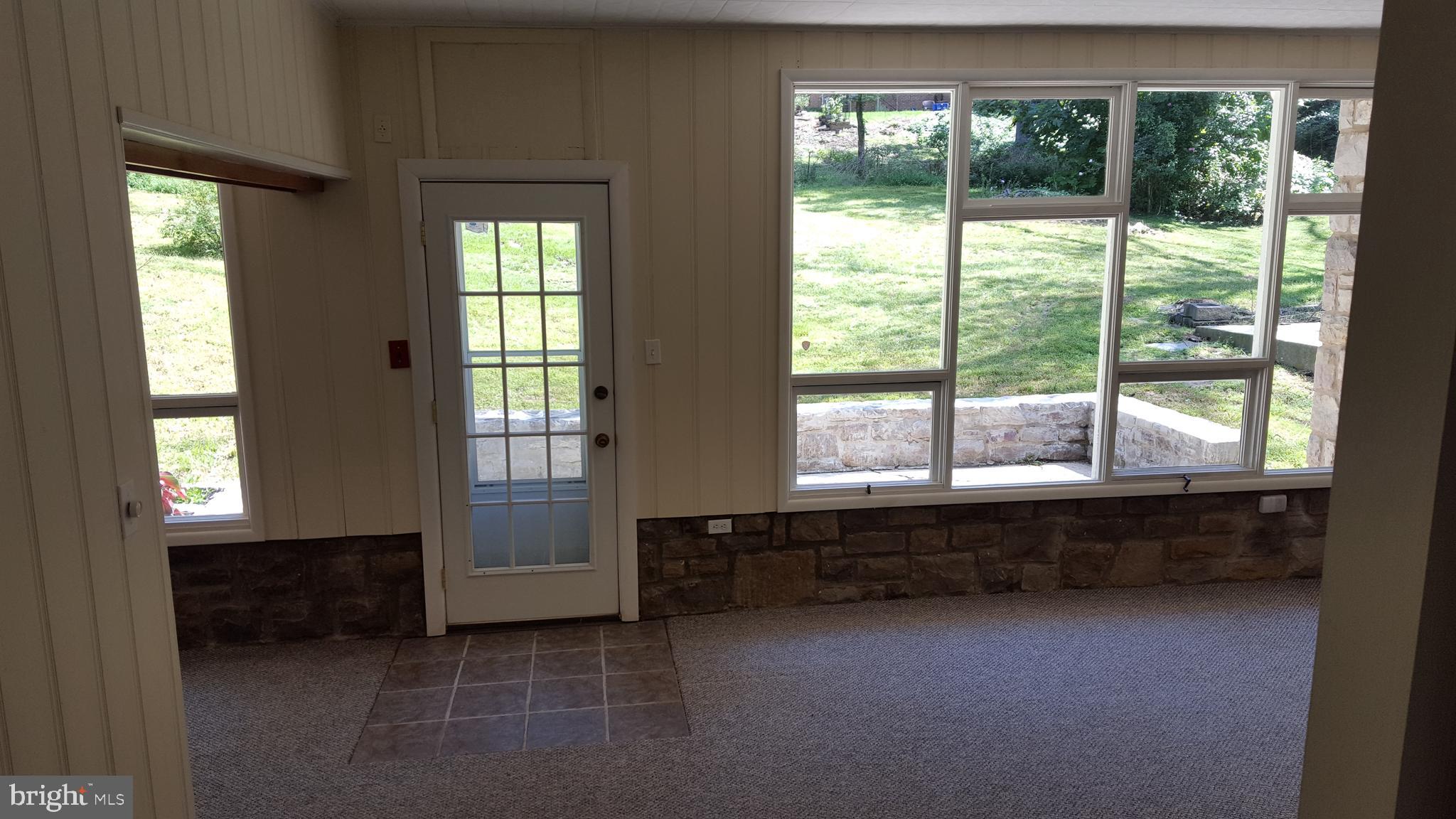 1415 Lorraine Road Reading, PA 19604 - Photo 12 of 38 Gallery Image 12