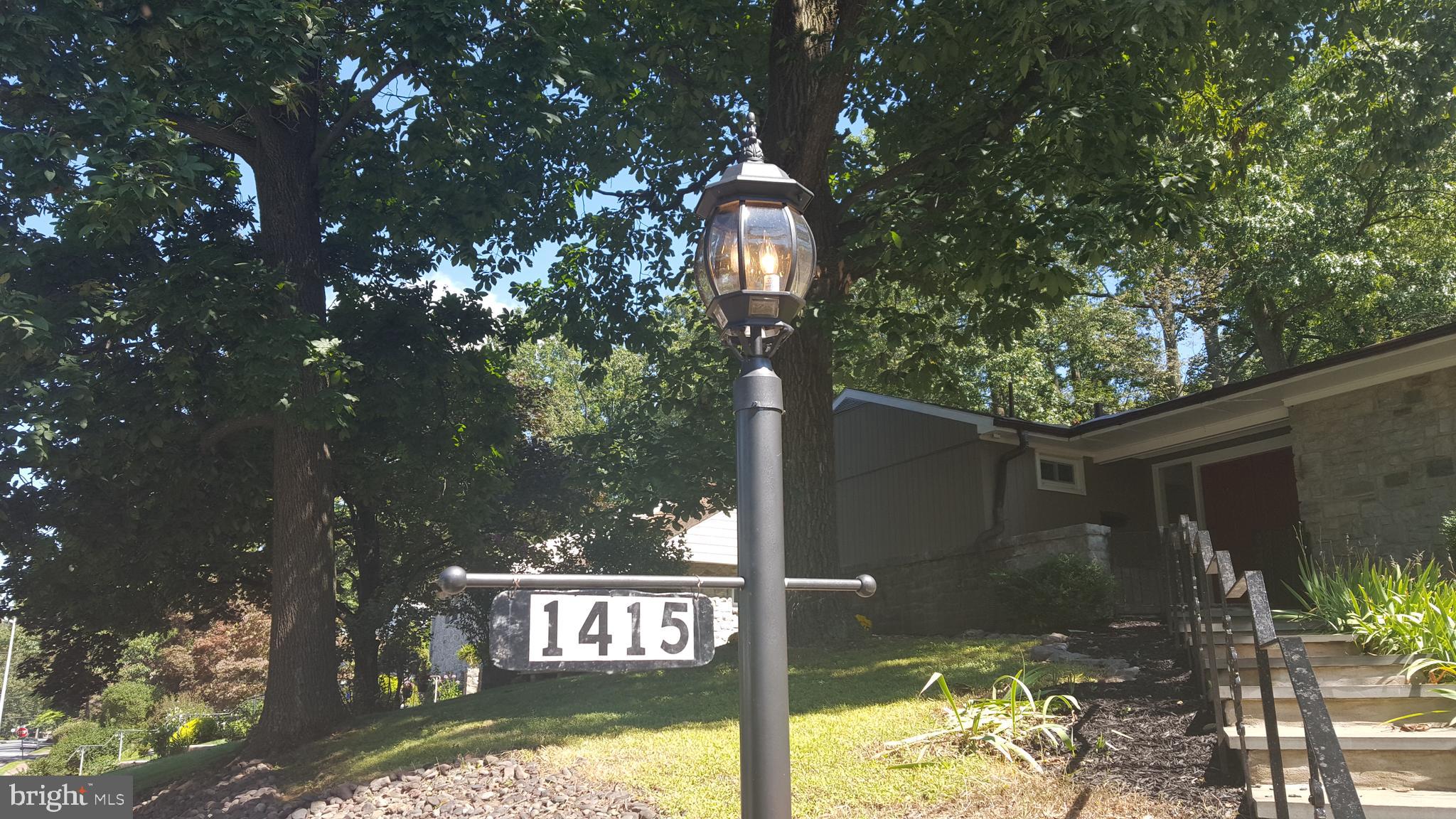 1415 Lorraine Road Reading, PA 19604 - Photo 4 of 38 Gallery Image 4