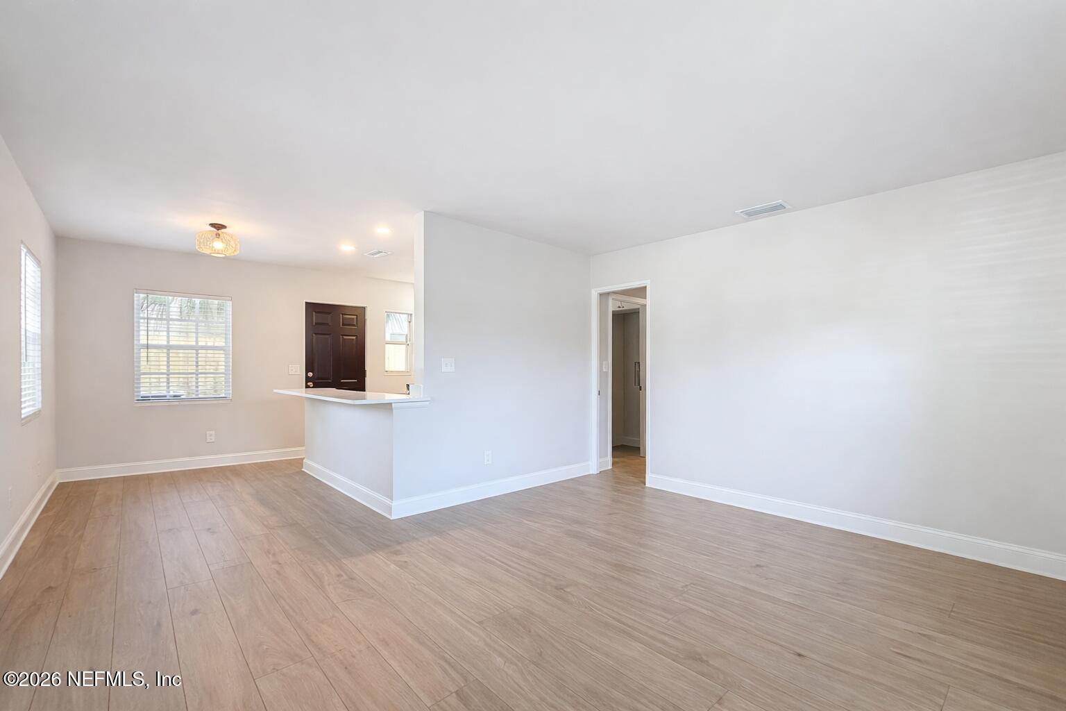 5128 Sunderland Road Jacksonville, FL 32210 - Photo 11 of 32 Living Space