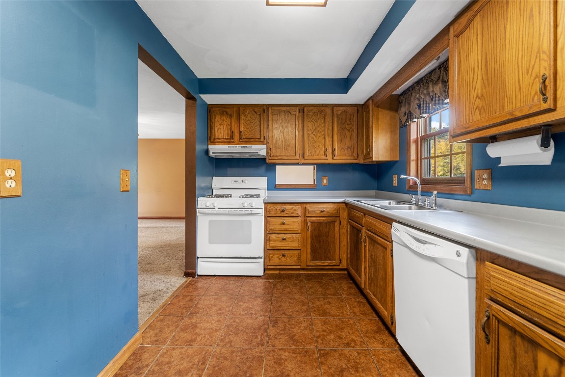 4836 Waits Road Owego, NY 13827 - Photo 4 of 23