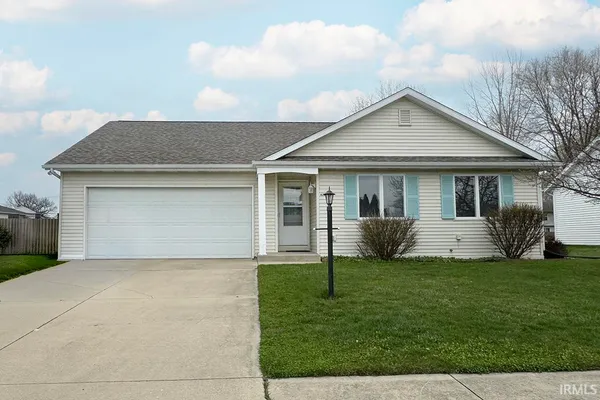 $289,900 | 924 Eagle Drive, Goshen, IN 46526