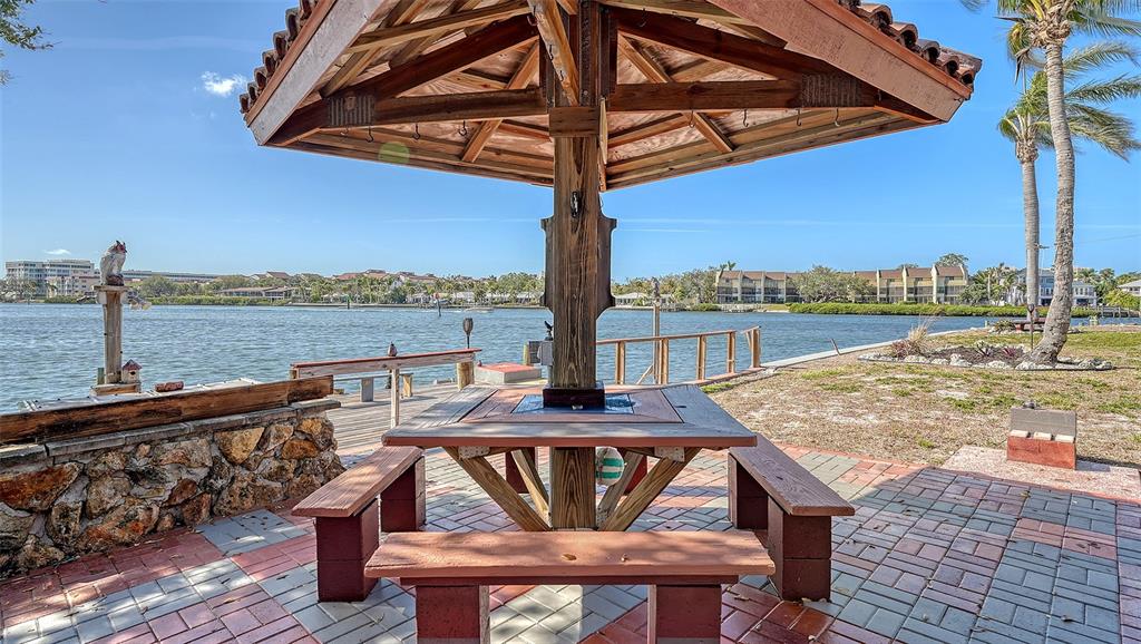1444 Ridgewood Lane Sarasota, FL 34231 - Photo 35 of 53