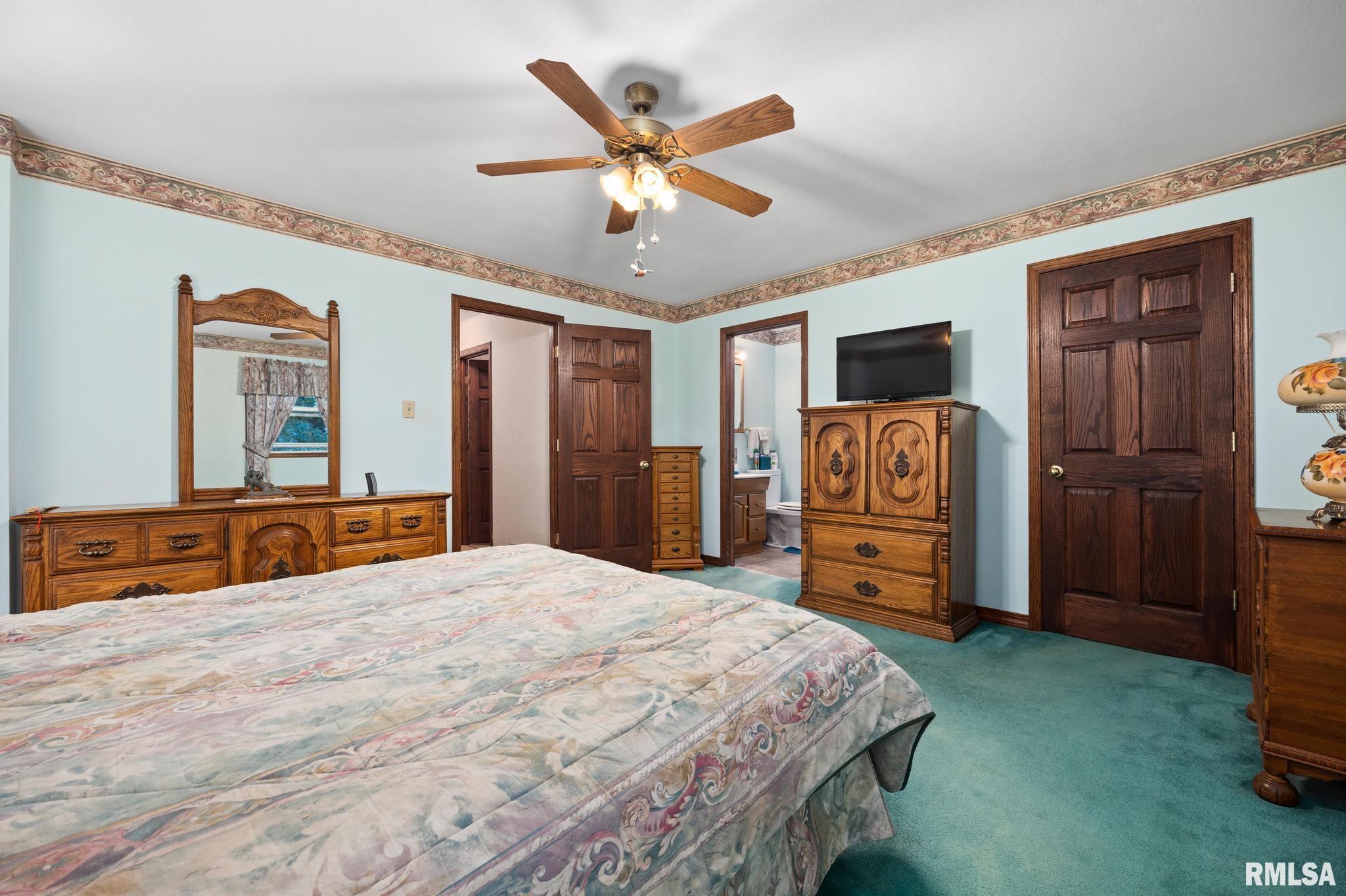 13694 Egg Ranch Road Pekin, IL 61554 - Photo 16 of 54