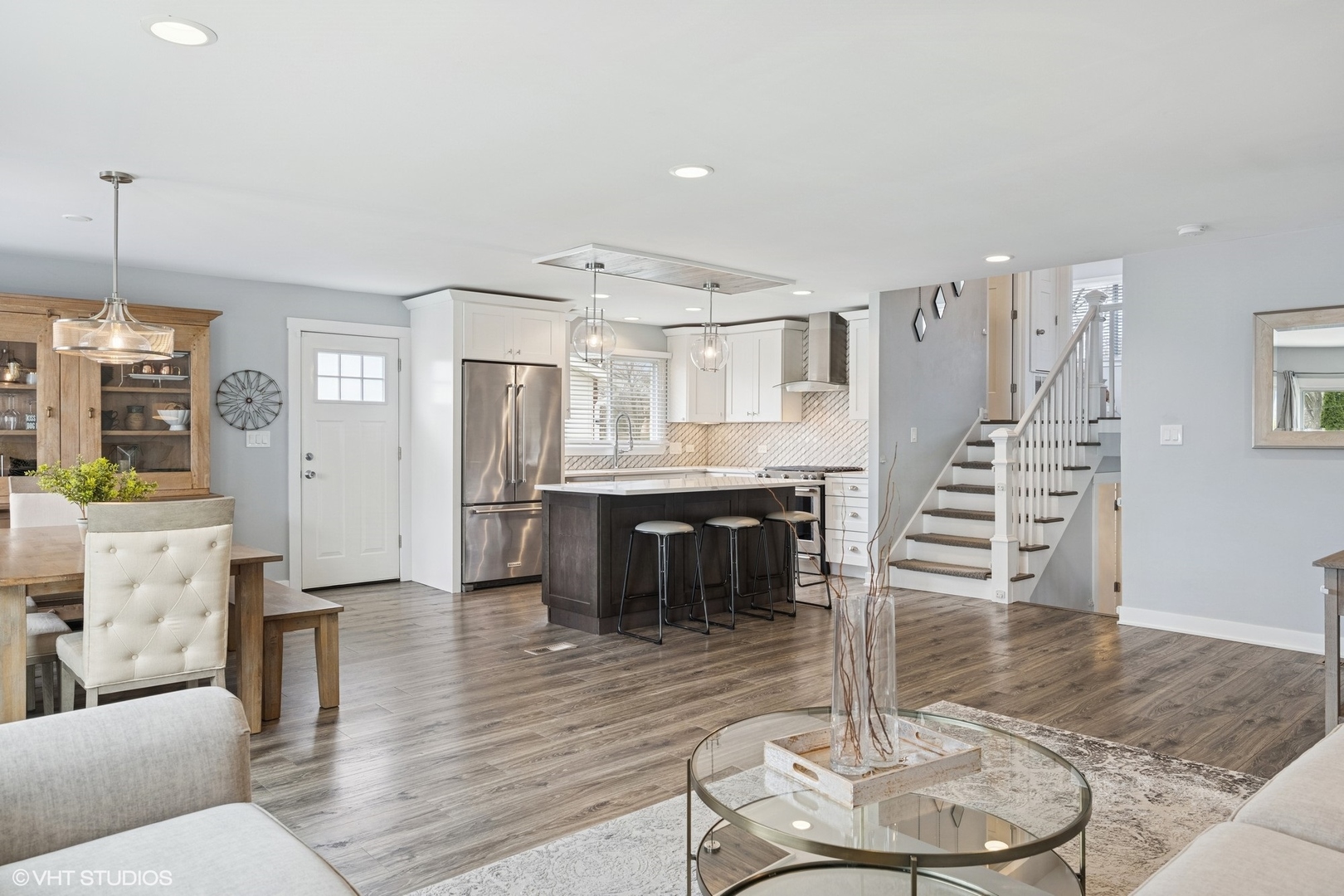 1014 Hemlock Lane Mount Prospect, IL 60056 - Photo 3 of 21