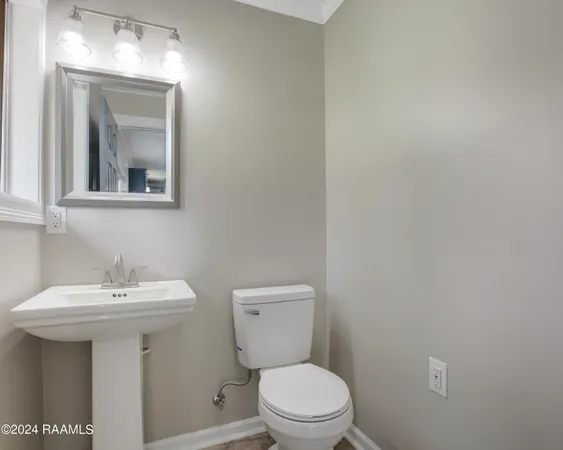 $2,200 | 113 Montgomery Drive, Lafayette, LA 70506