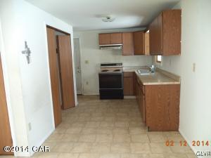 71 Iowa Road Albrightsville, PA 18210 - Photo 4 of 10 kitchen