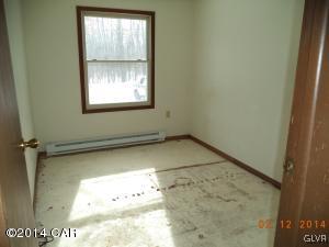71 Iowa Road Albrightsville, PA 18210 - Photo 7 of 10 bedroom 1