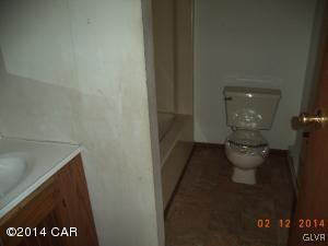 71 Iowa Road Albrightsville, PA 18210 - Photo 10 of 10 bathroom