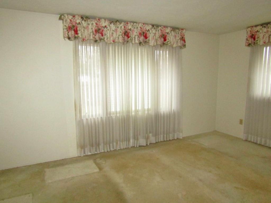 3143 Robinson Run Road McDonald, PA 15057 - Photo 23 of 37 an empty room with a window