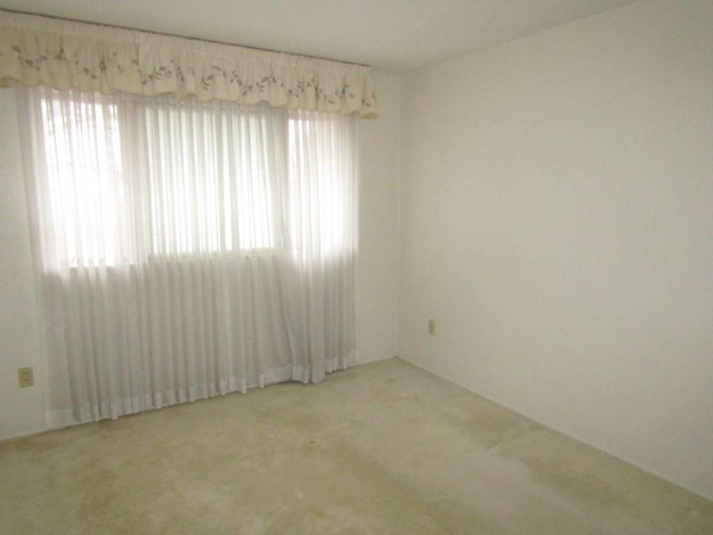 3143 Robinson Run Road McDonald, PA 15057 - Photo 29 of 37 an empty room with a window
