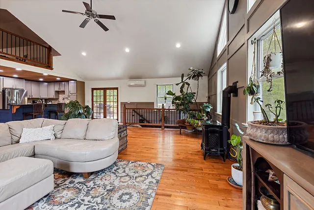 $669,000 | 39 Lobo Lane, West Gardiner, ME 04345