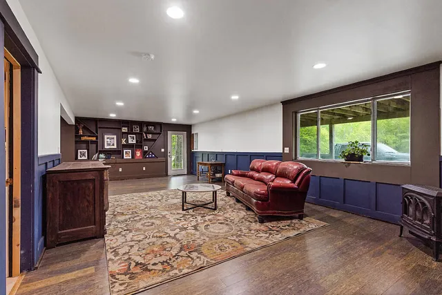 $669,000 | 39 Lobo Lane, West Gardiner, ME 04345