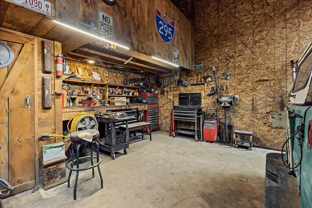 $669,000 | 39 Lobo Lane, West Gardiner, ME 04345