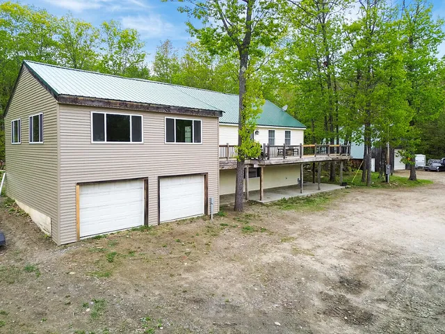 $669,000 | 39 Lobo Lane, West Gardiner, ME 04345