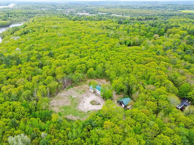 $669,000 | 39 Lobo Lane, West Gardiner, ME 04345