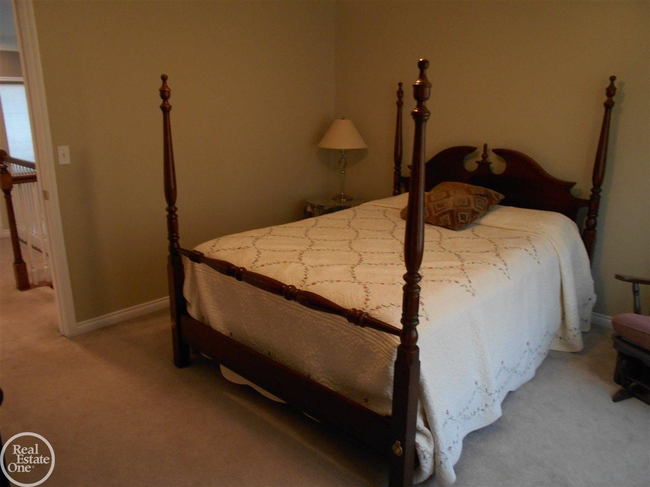 8765 Bartel Road Columbus, MI 48063 - Photo 21 of 31 31317812-20.JPG