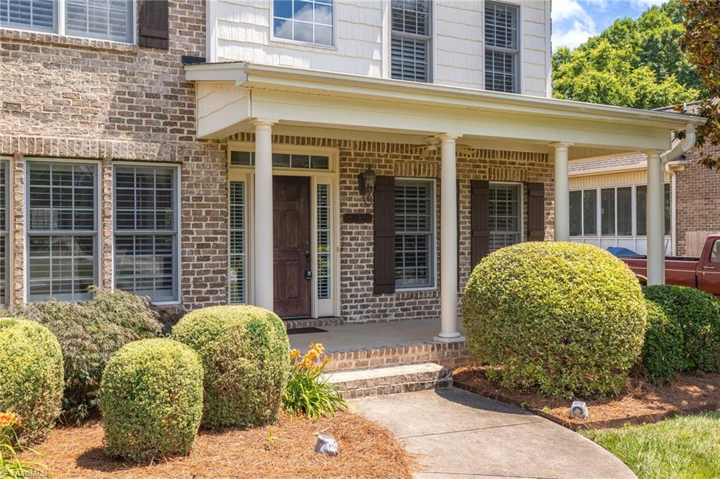 5722 Mabe Drive Oak Ridge, NC 27310 - Photo 4 of 38