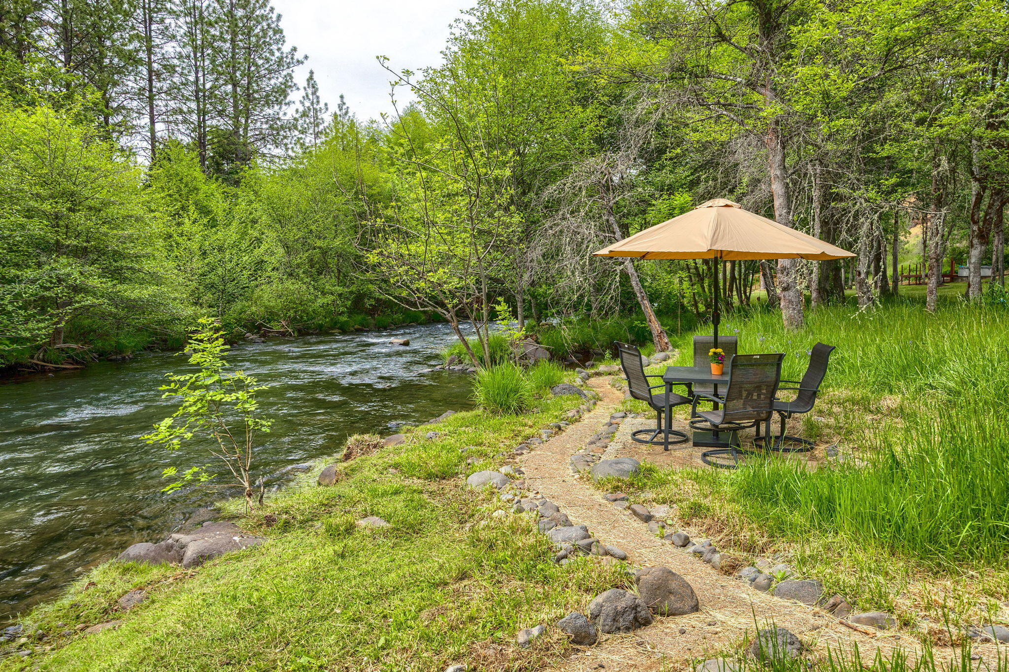 1250 Netherlands Road Trail, OR 97541 - Photo 4 of 50 4-Creek
