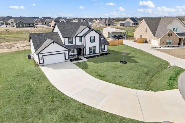 $3,800 | 127 Clearwater Court, Rhome, TX 76078