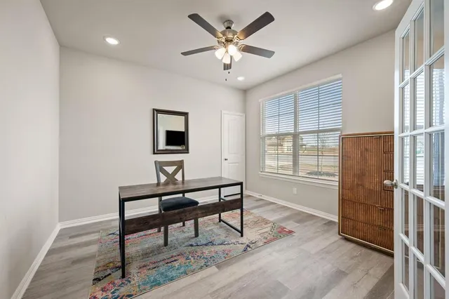 $3,800 | 127 Clearwater Court, Rhome, TX 76078