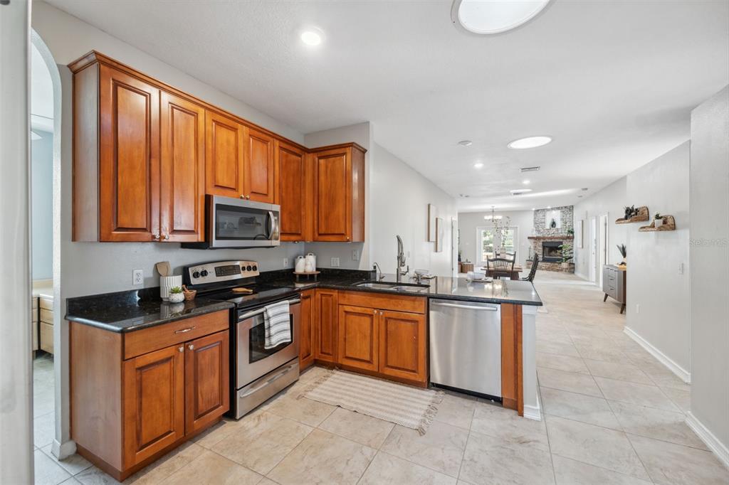 1623 Crossvine Court Trinity, FL 34655 - Photo 5 of 21