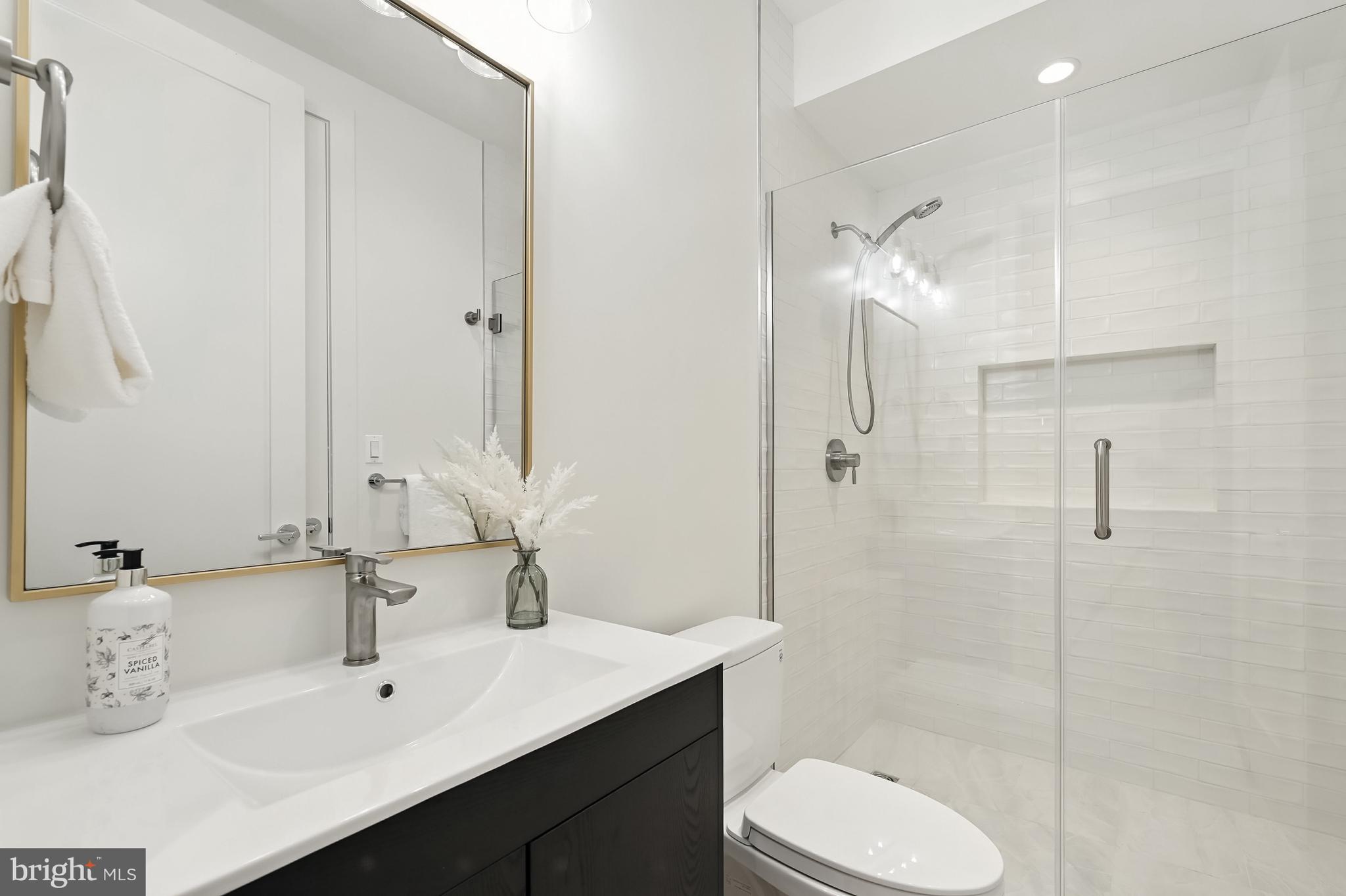 3622 S Street Northwest Washington, DC 20007 - Photo 49 of 53 Bedroom 5 en-suite bath