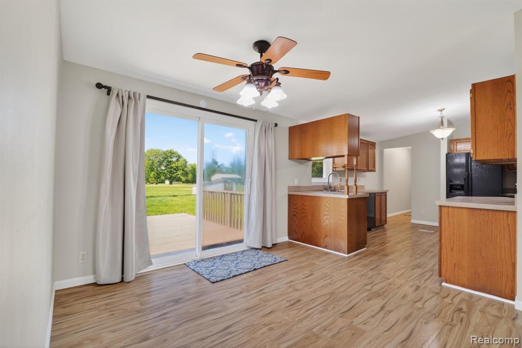 4050 West Thompson Road Linden, MI 48451 - Photo 12 of 36