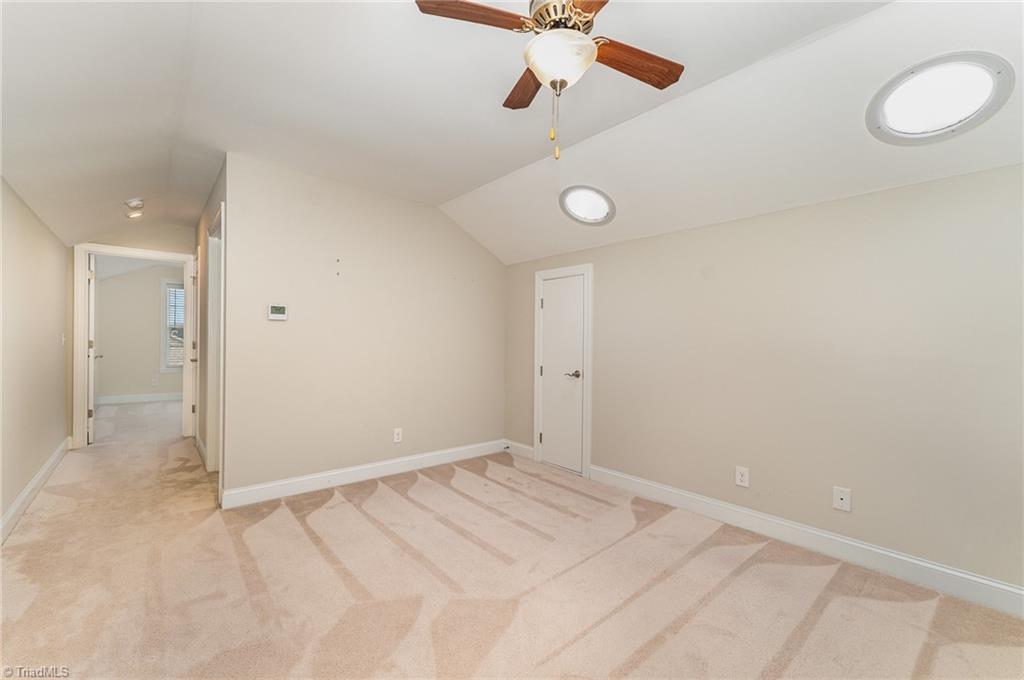 2827 Fallin Court High Point, NC 27262 - Photo 27 of 43 Gallery Image 27