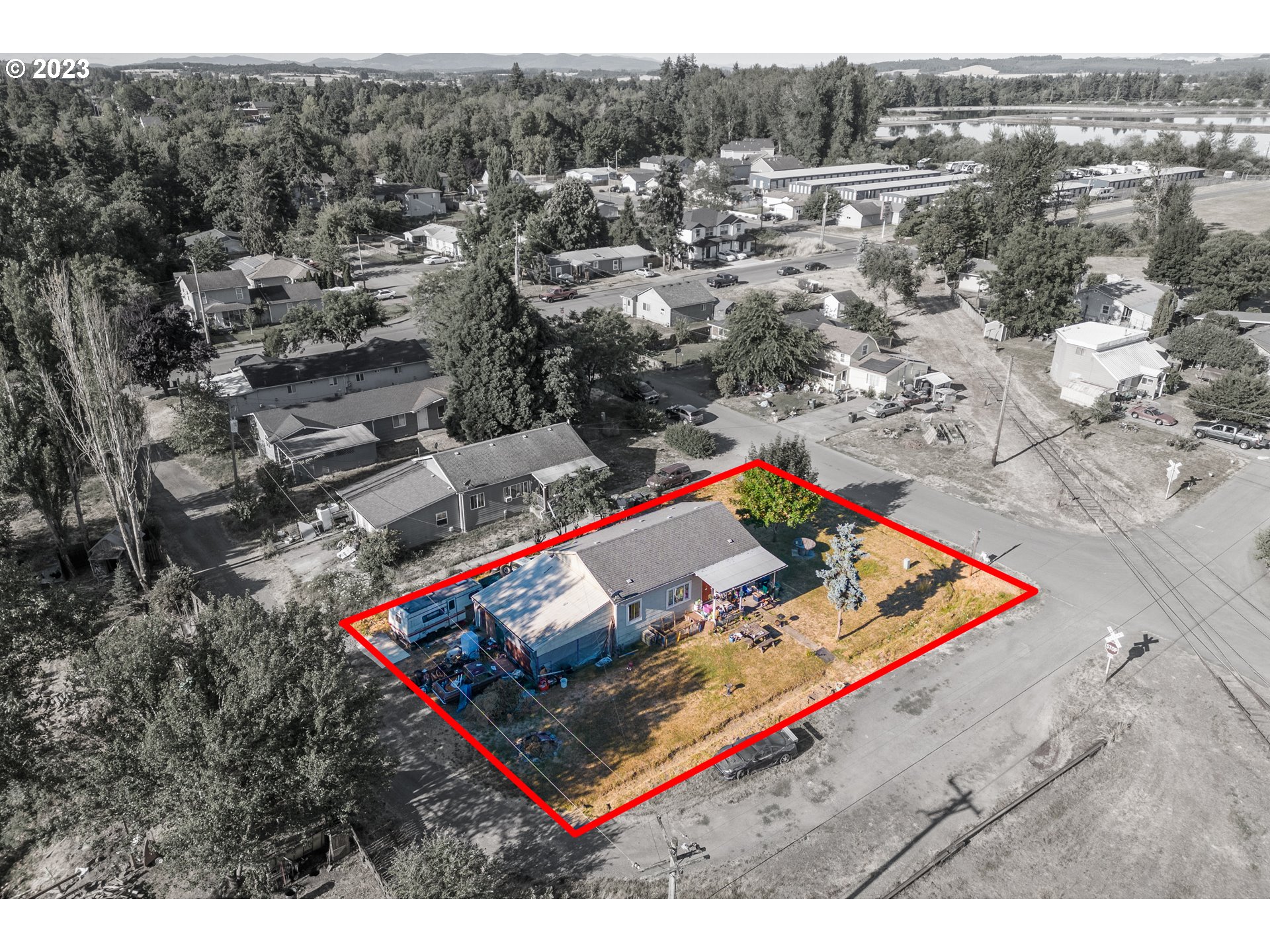 375 Picture Street Independence, OR 97351 - Photo 4 of 5 a view of an outdoor space