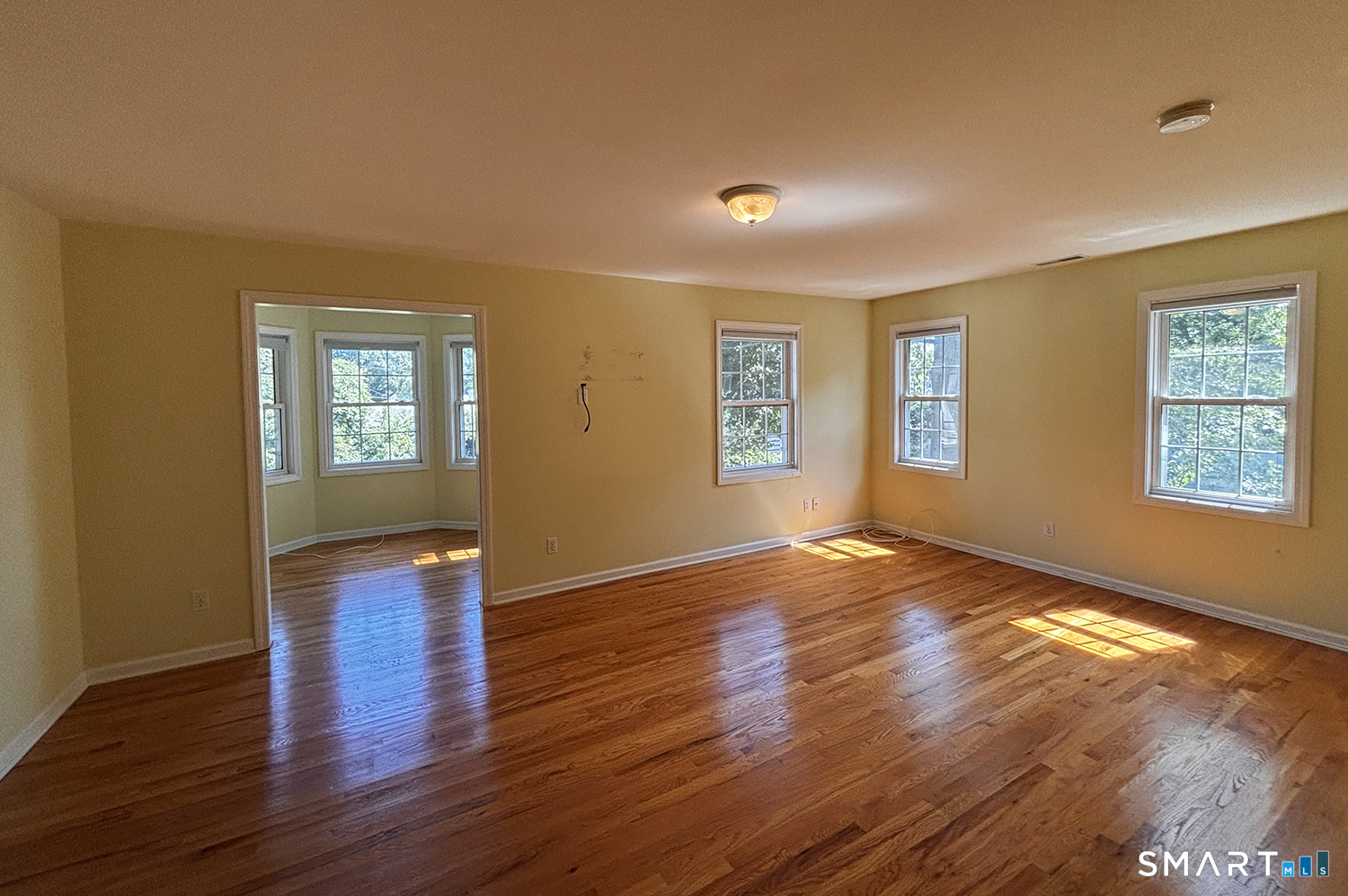 405 South Pine Creek Road Fairfield, CT 06824 - Photo 11 of 22