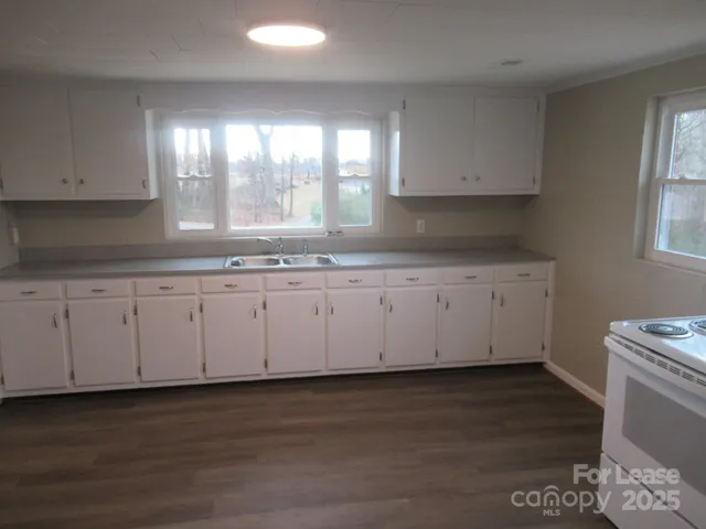 $1,600 | 7510 Palm Tree Church Road, Vale, NC 28168