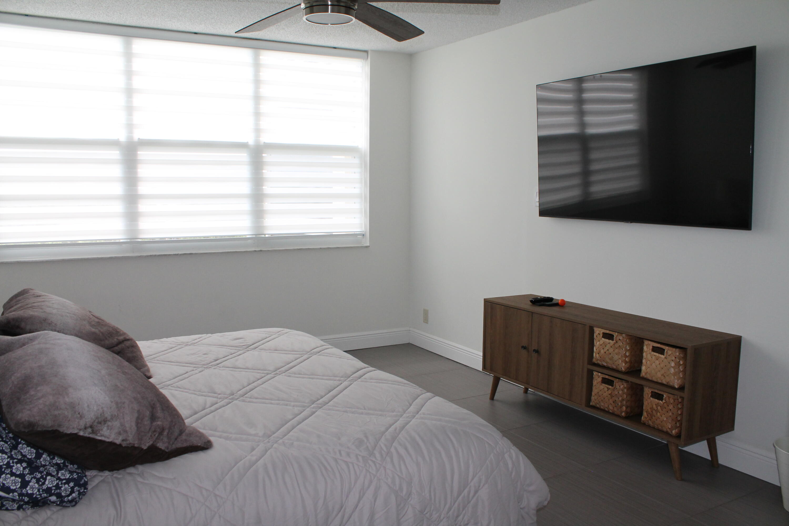 3507 Oaks Way, Unit 603 Pompano Beach, FL 33069 - Photo 19 of 32 15