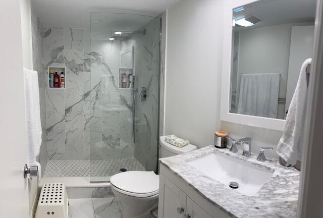 3507 Oaks Way, Unit 603 Pompano Beach, FL 33069 - Photo 20 of 32 16