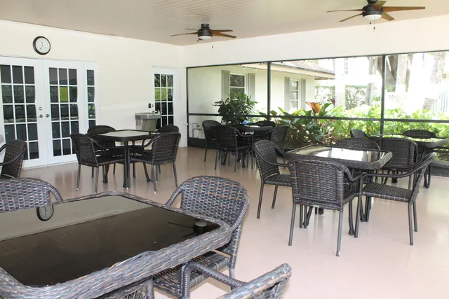 $4,000 | 3507 Oaks Way, Unit 603, Pompano Beach, FL 33069