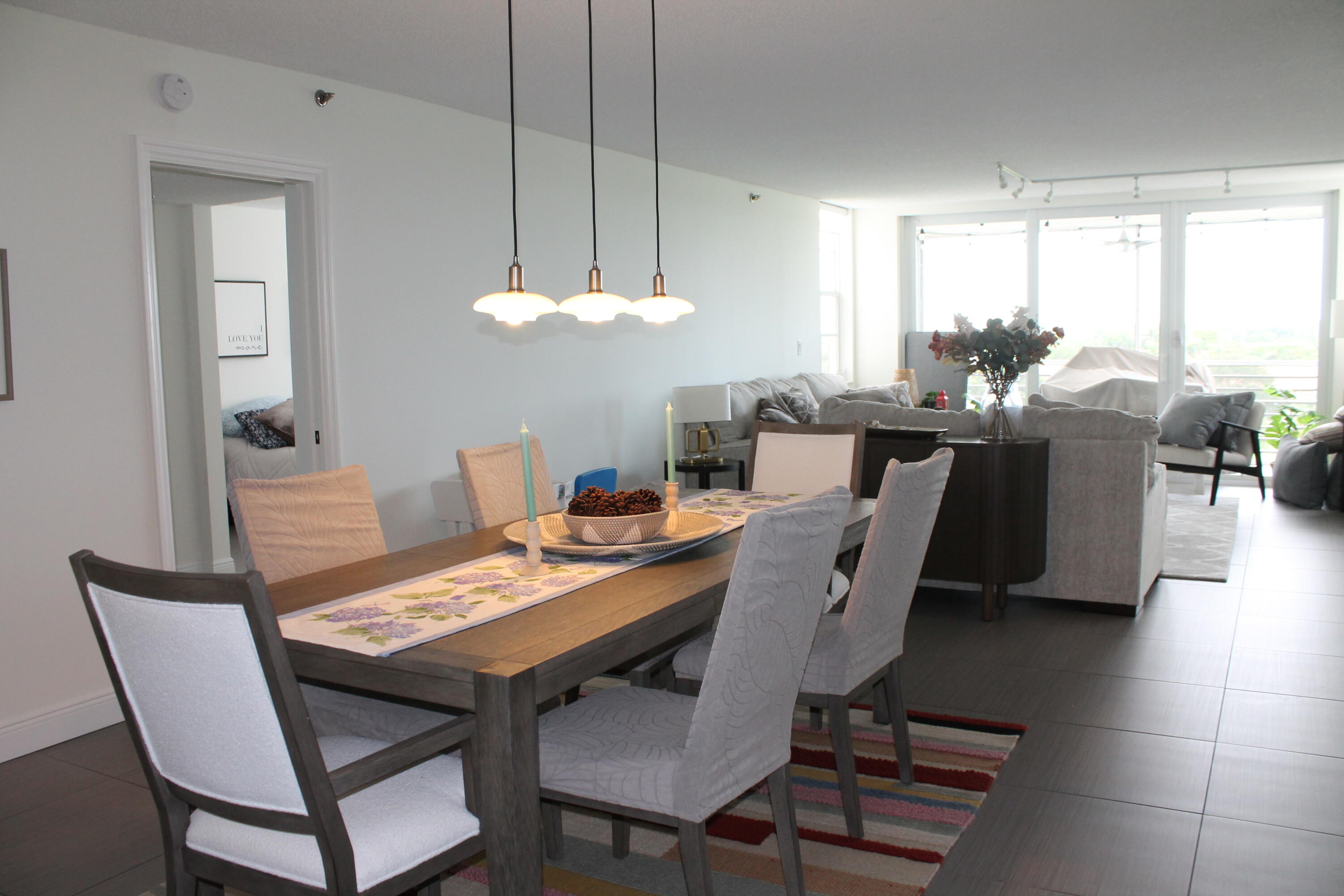 3507 Oaks Way, Unit 603 Pompano Beach, FL 33069 - Photo 8 of 32 5