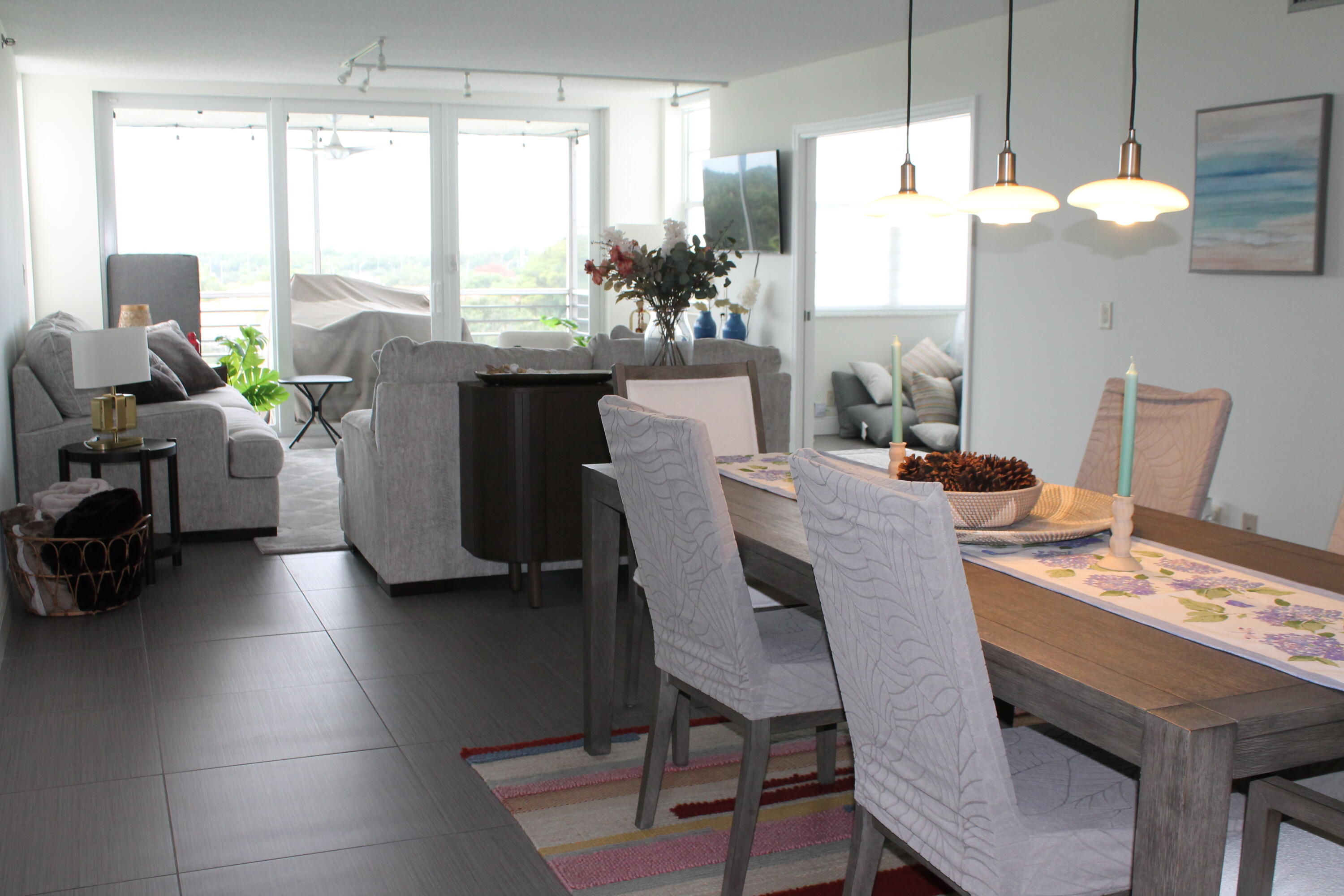 3507 Oaks Way, Unit 603 Pompano Beach, FL 33069 - Photo 9 of 32 6