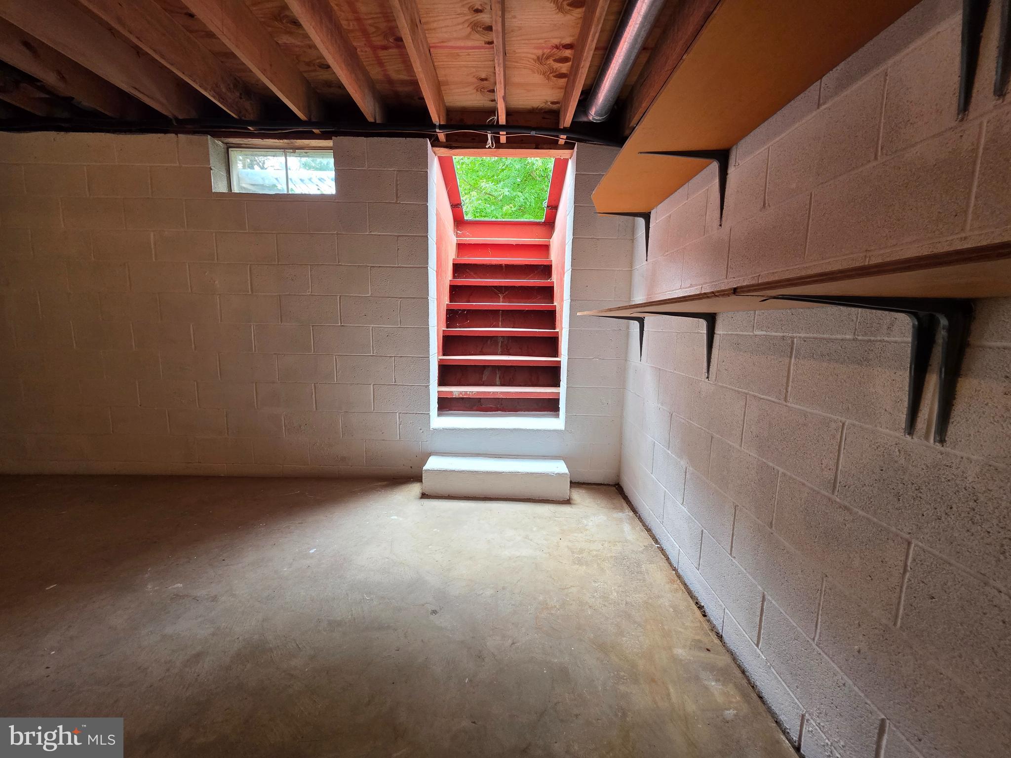 75 Dawson Road Langhorne, PA 19047 - Photo 33 of 47 a view of entryway