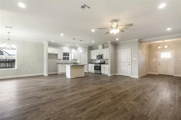 $275,000 | 2809 St Marie Drive, Meraux, LA 70075