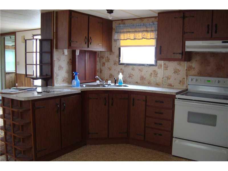 278 East Hebron Road Turner, ME 04282 - Photo 2 of 10 Kitchen.