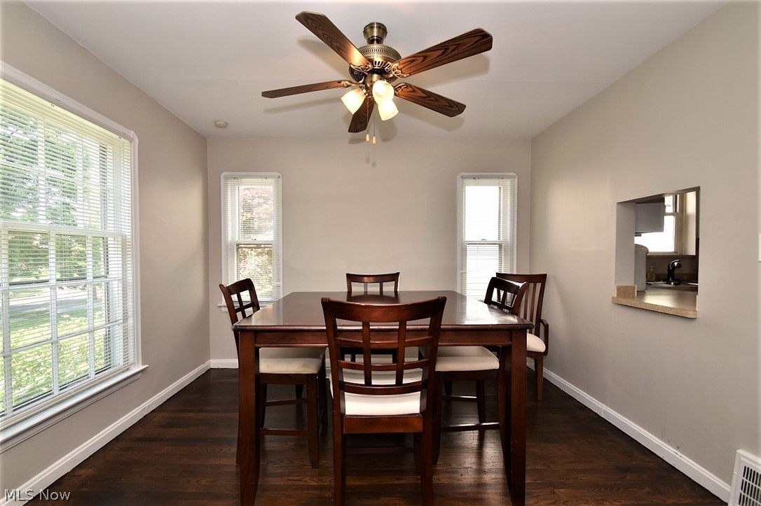 3763 Bainbridge Road Cleveland Heights, OH 44118 - Photo 9 of 29 Gallery Image 9