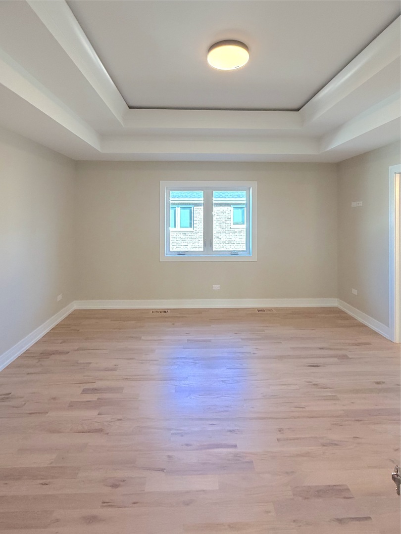 4951 West 86th Street Burbank, IL 60459 - Photo 5 of 28