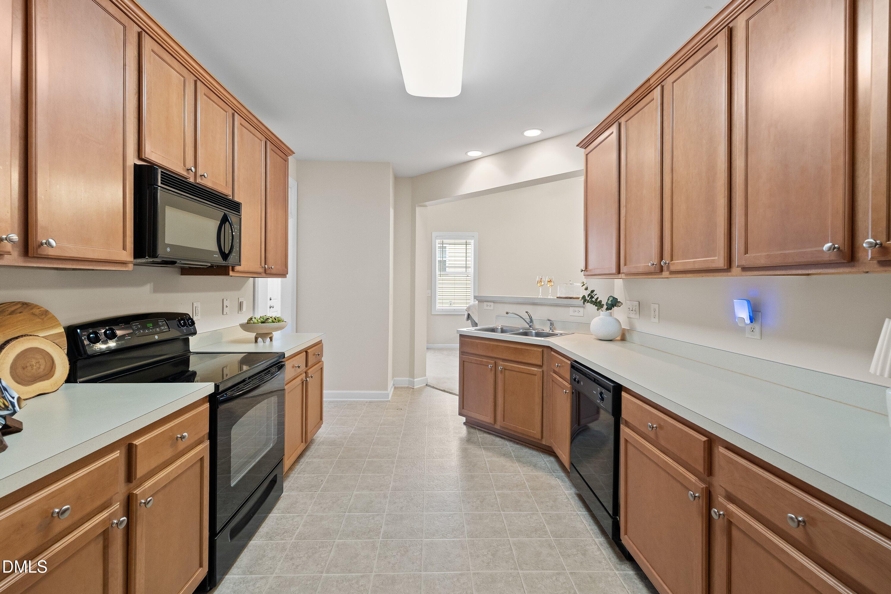 3414 Sunbright Lane Raleigh, NC 27610 - Photo 11 of 32 Kitchen