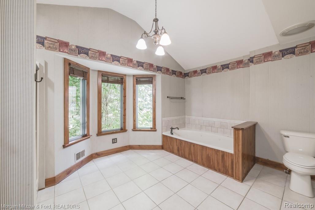 2403 North Genesee Road Burton, MI 48509 - Photo 40 of 55 2403 N Genesee-41.jpg